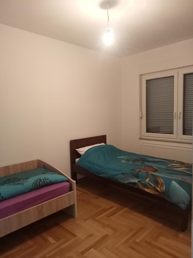 Rooms Near The Airport Saraybosna Dış mekan fotoğraf